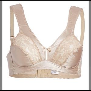 Valmont Wide Strap Beige Bra 34A NWOT